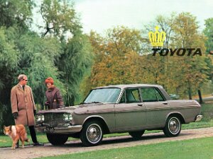 TOYOTA CROWN